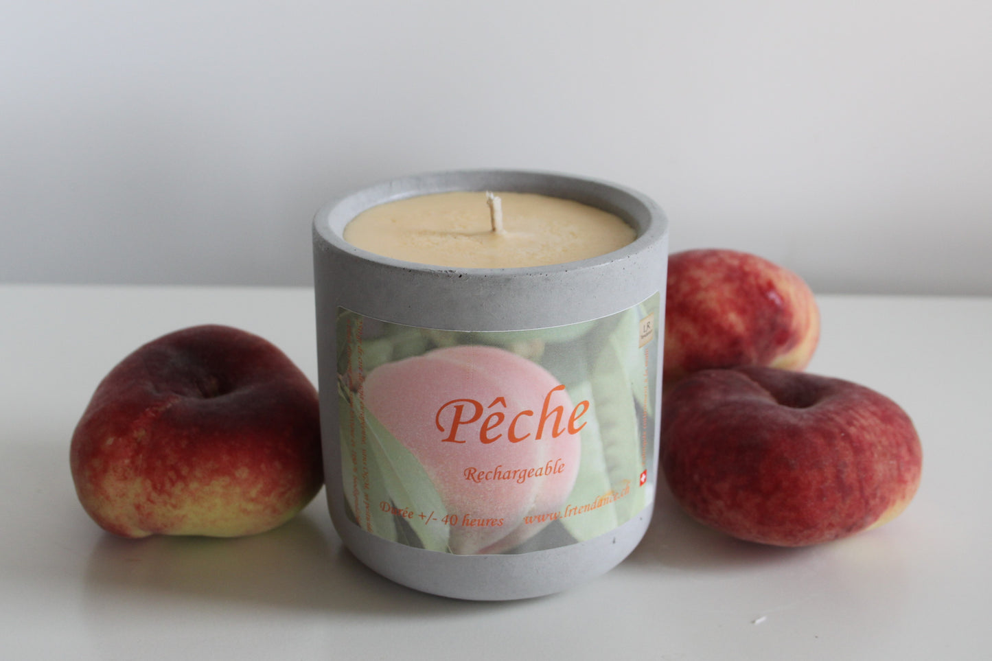 Bougie parfumée béton Pêche