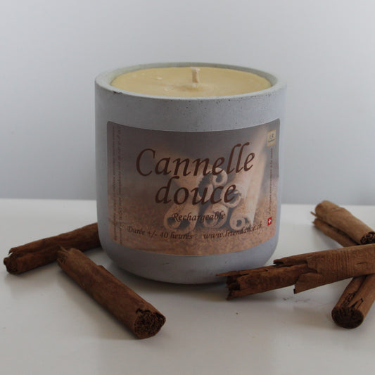 Bougie parfumée béton Cannelle douce